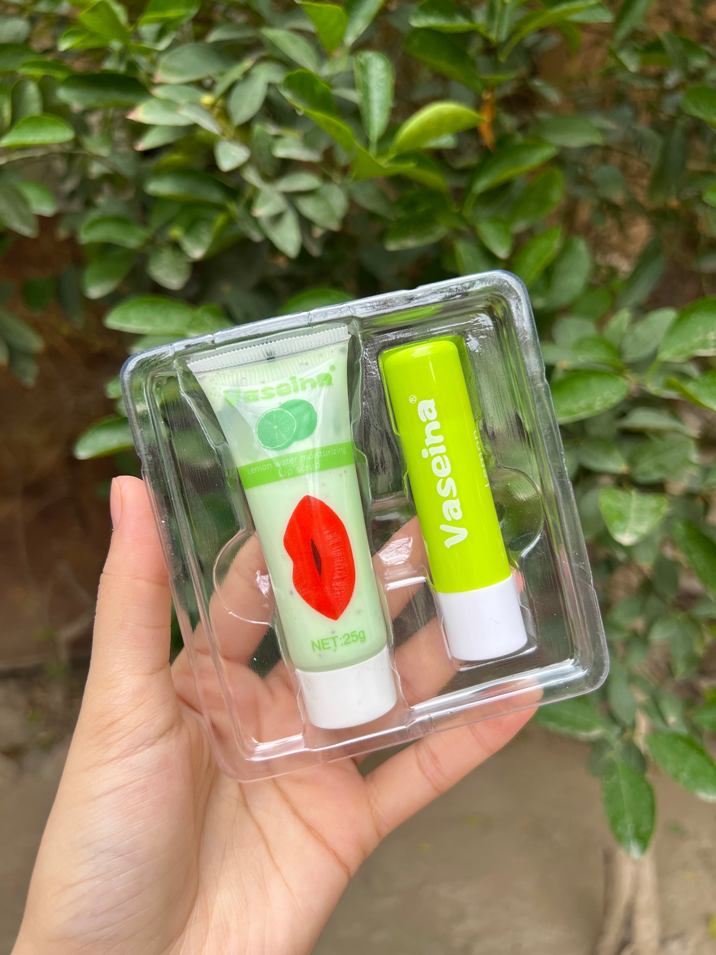 Lip care set