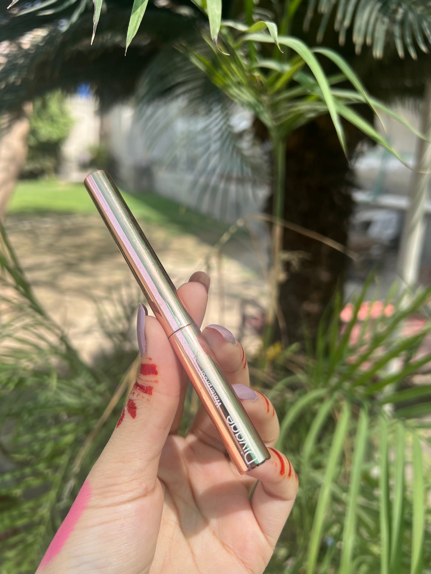 Divide waterproof eyeliner