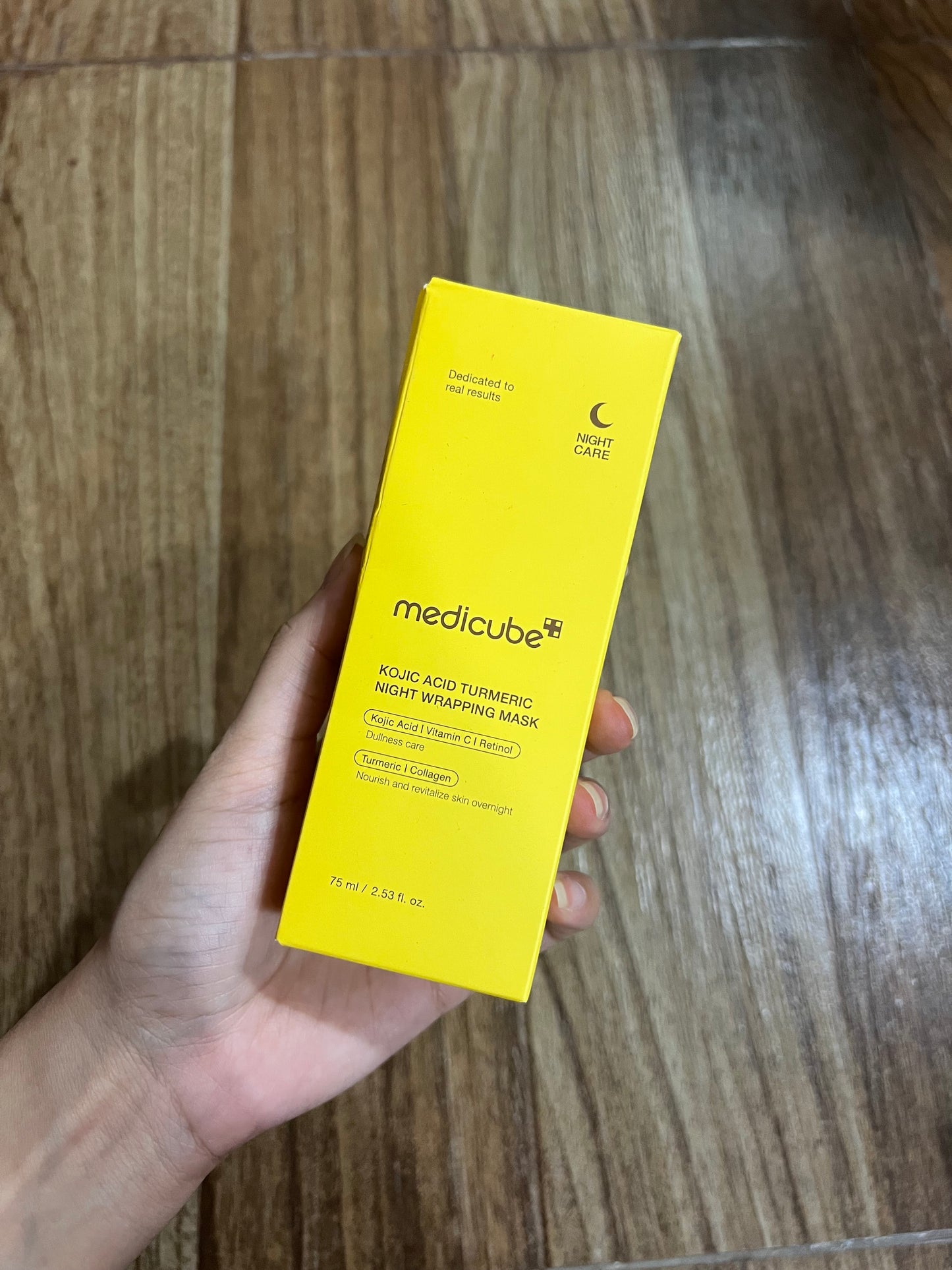 Medicube KOJIC ACID TURMERIC
NIGHT WRAPPING MASK