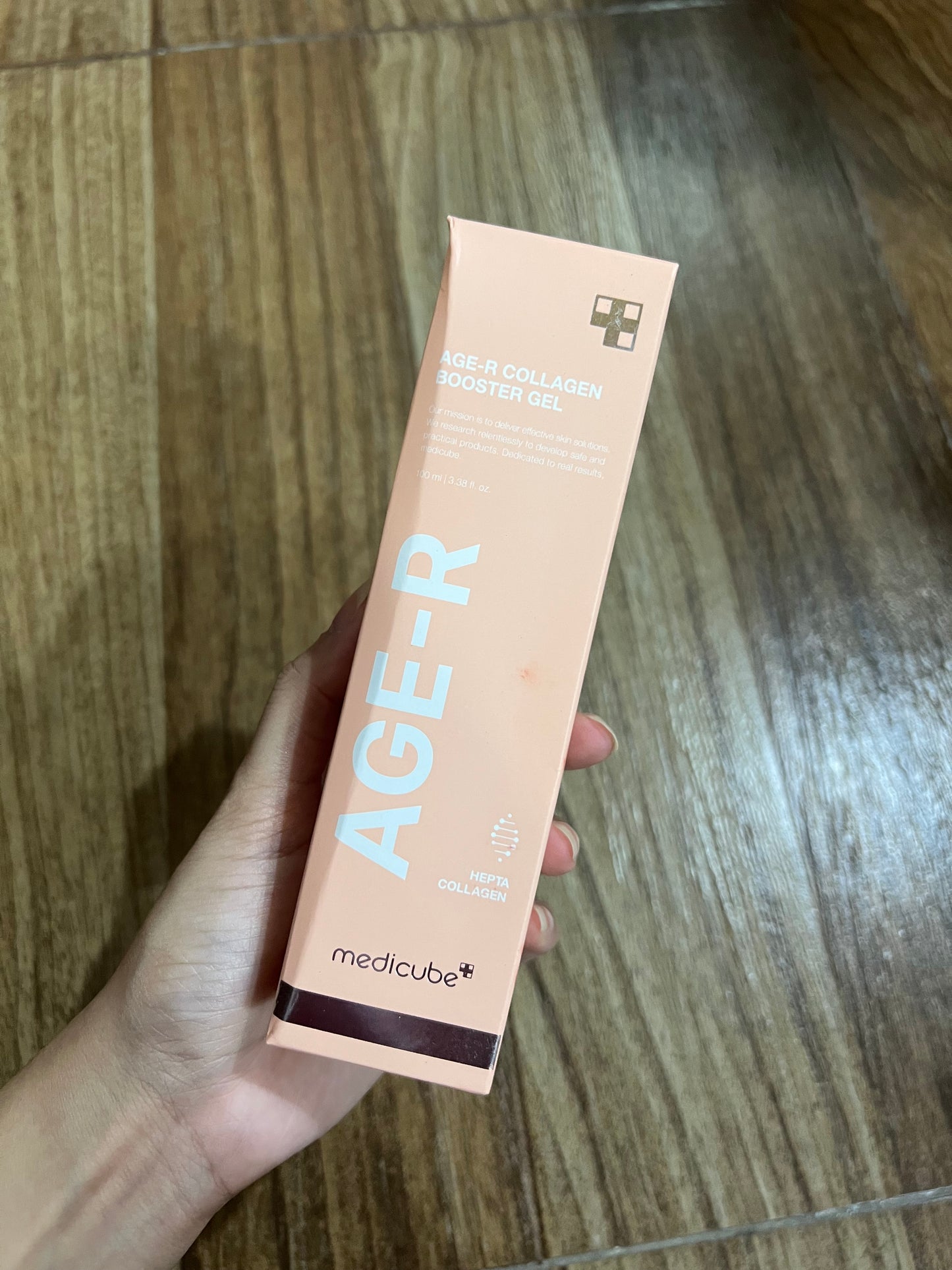 Medicube Age-R Collagen Booster
GEL