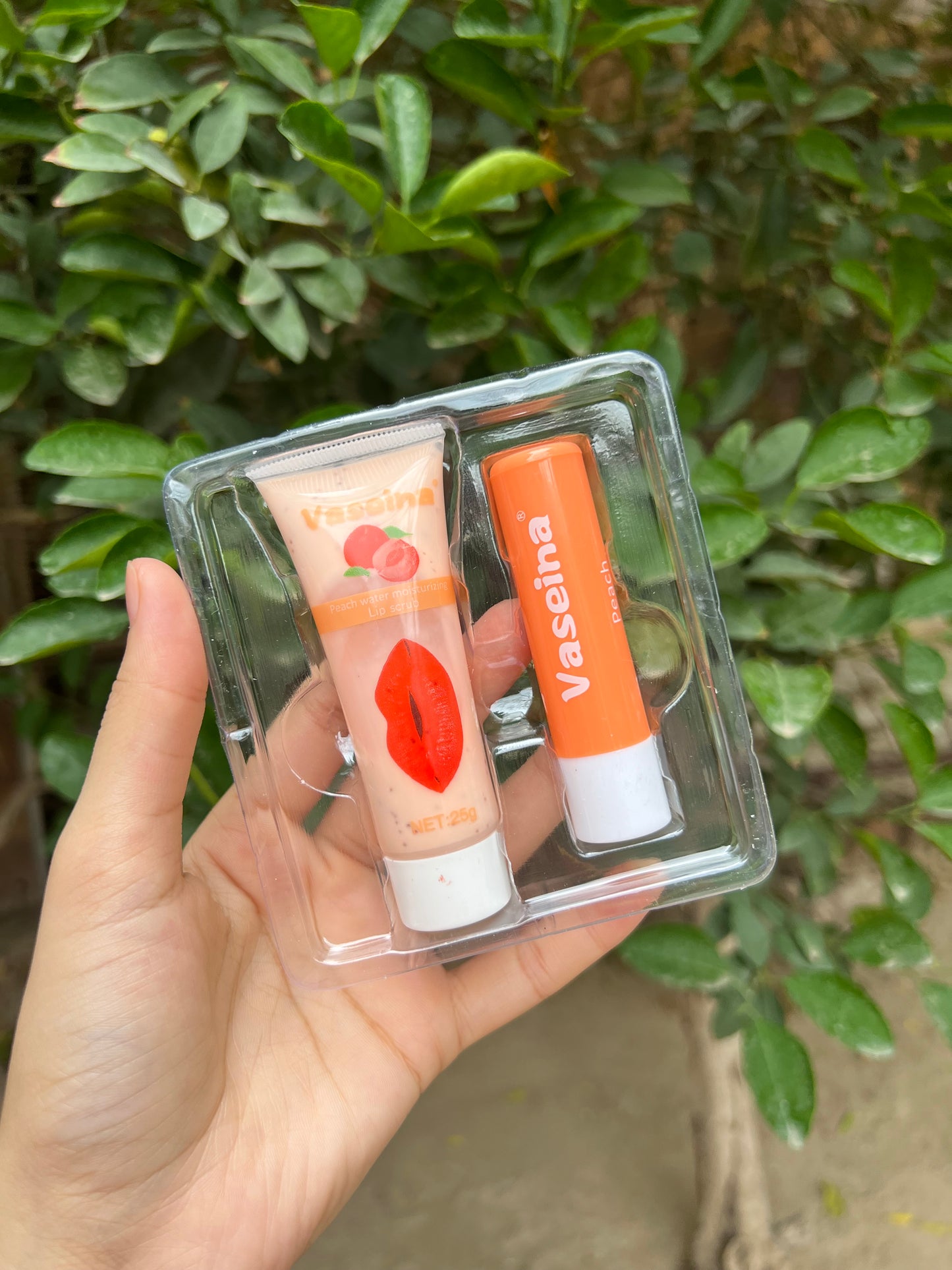 Lip care set