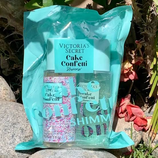Victoria's Secret gift set mini (love spell + shimmer) 75ml each