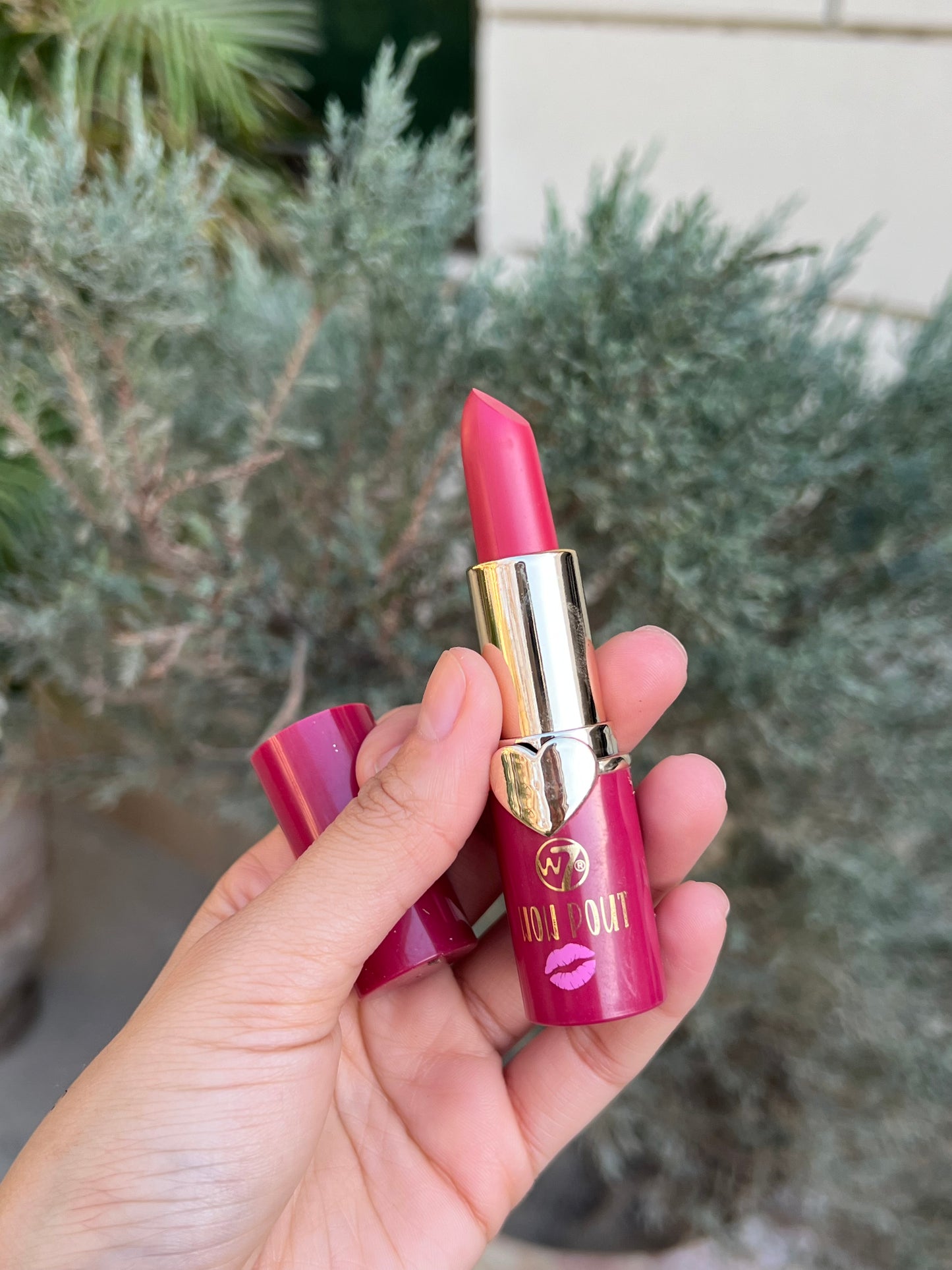 W7 lipstick