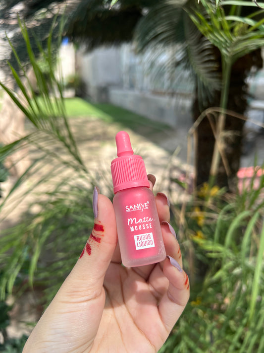 Liquid blush