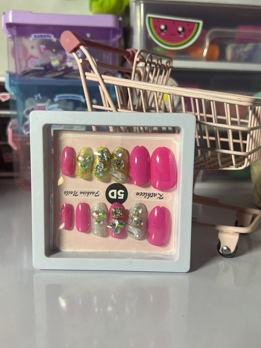 Fancy stick on Nails