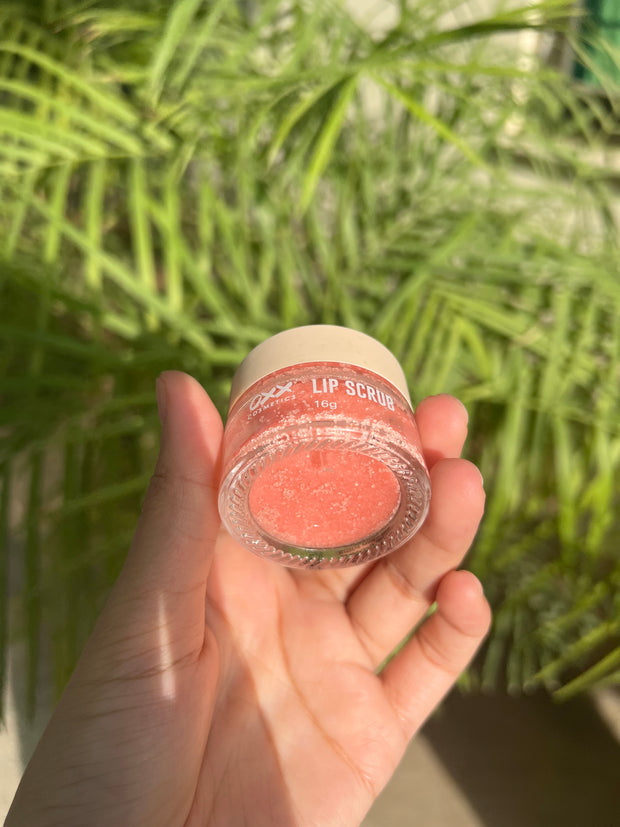 OXX lip scrub