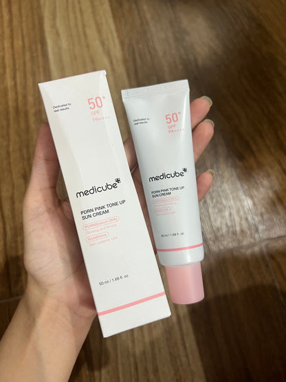 Medicube PDRN PINK TONE UP
SUN CREAM