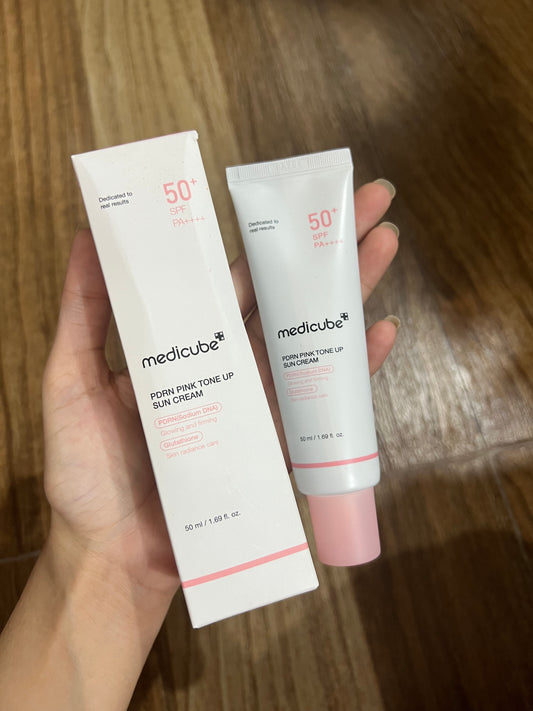 Medicube PDRN PINK TONE UP
SUN CREAM