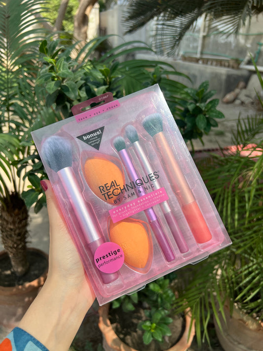 Real Techniques Brush Set