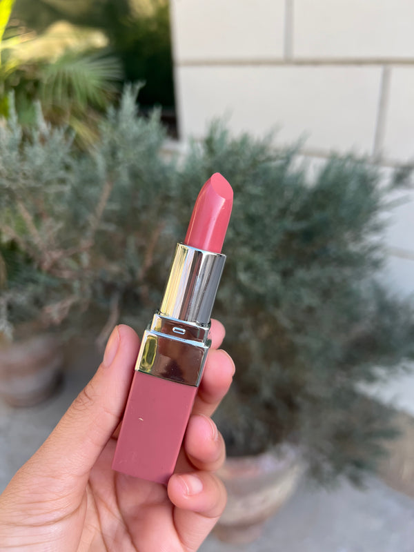 Primark Lipstick (skin on skin)