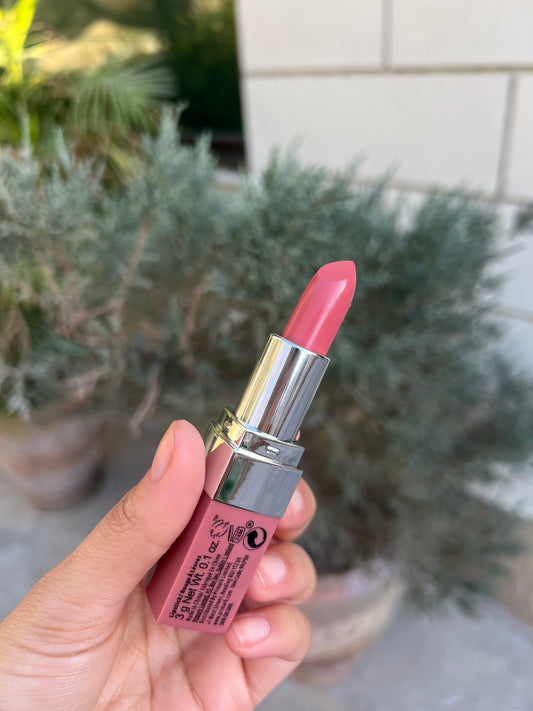 Primark Lipstick (skin on skin)