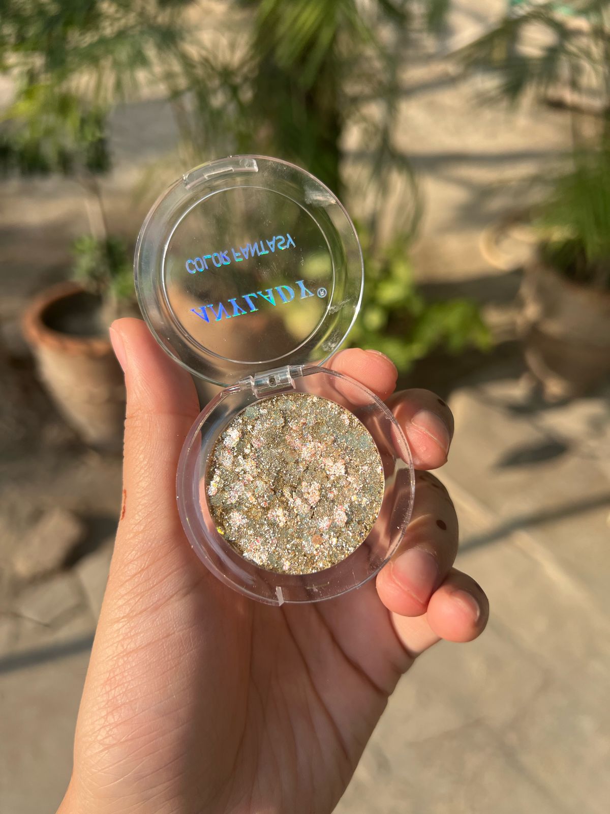 Chunky golden glitter